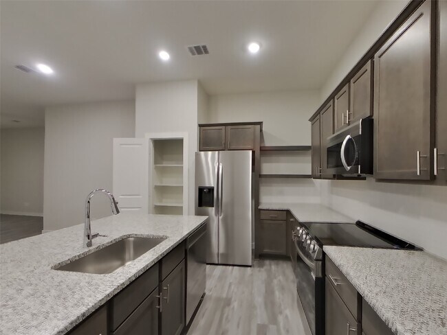 Building Photo - 22633 Terrazzo Dr