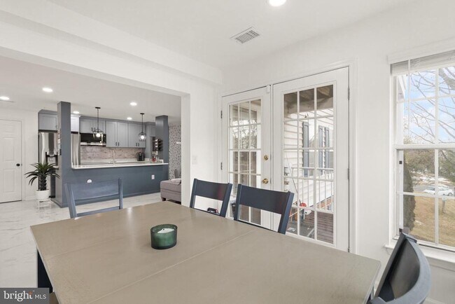 Building Photo - 12286 Ashmont Ct