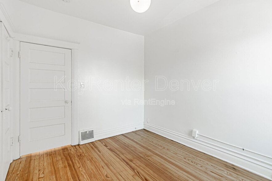 Building Photo - 229 S Logan St