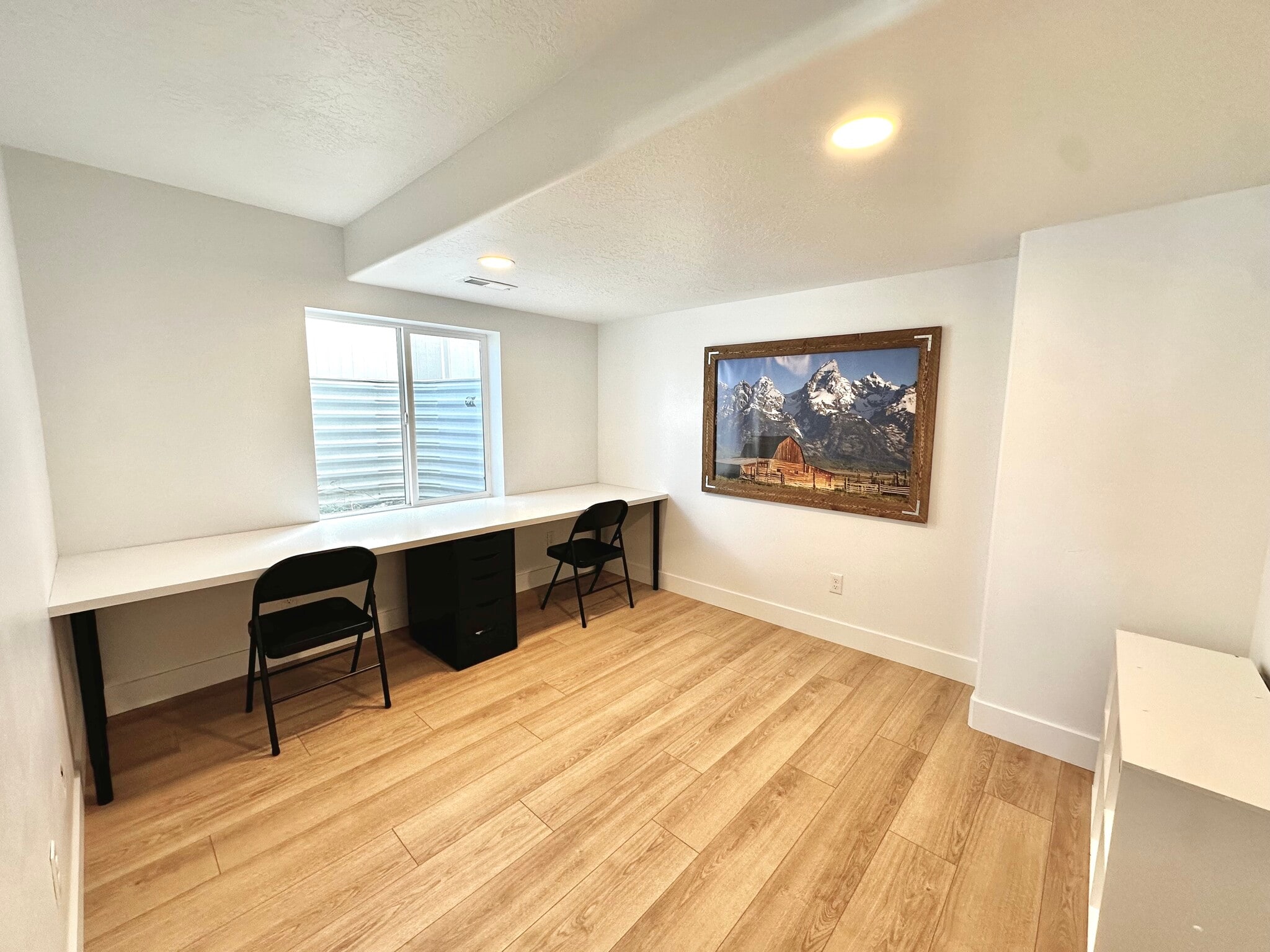 Basement Bedroom - 7868 N Broken Arrow Ln