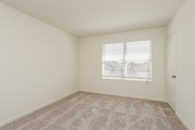 Building Photo - 1811 Pueblo St