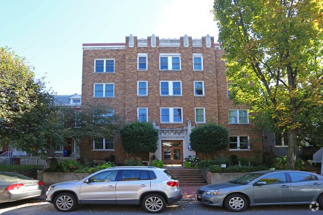 Primary Photo - The Hawthorne