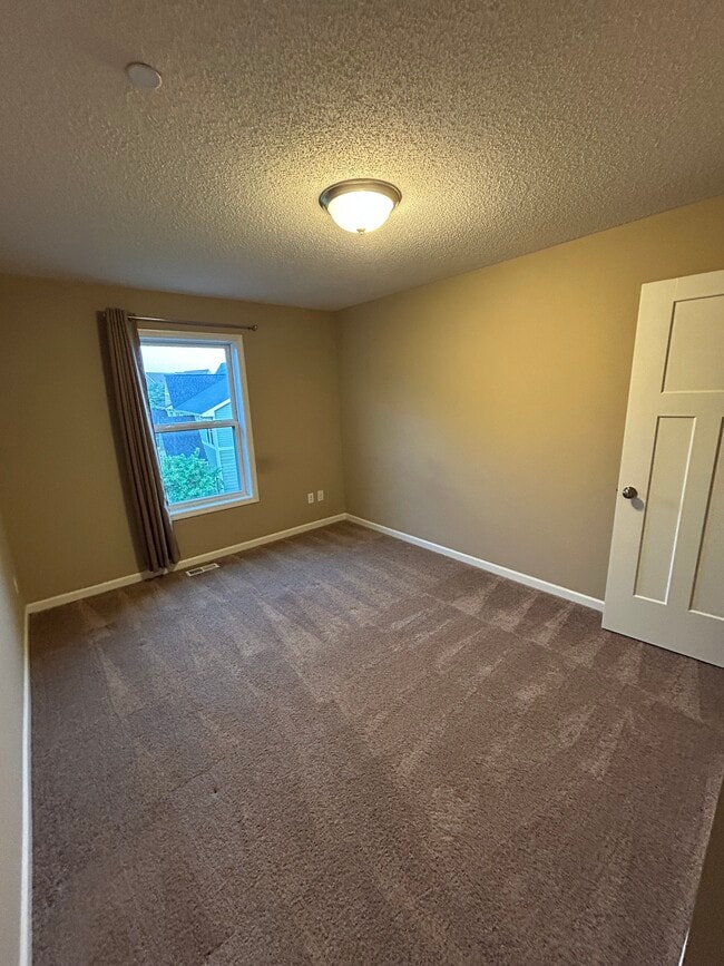 Building Photo - 1010 Van White Memorial Blvd