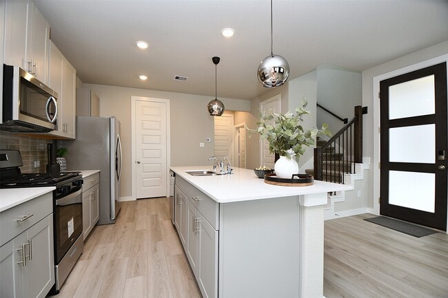 Building Photo - 4212 Lyons Fall Ln