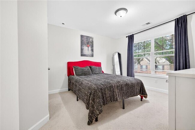 Building Photo - 4471 Redan Ct