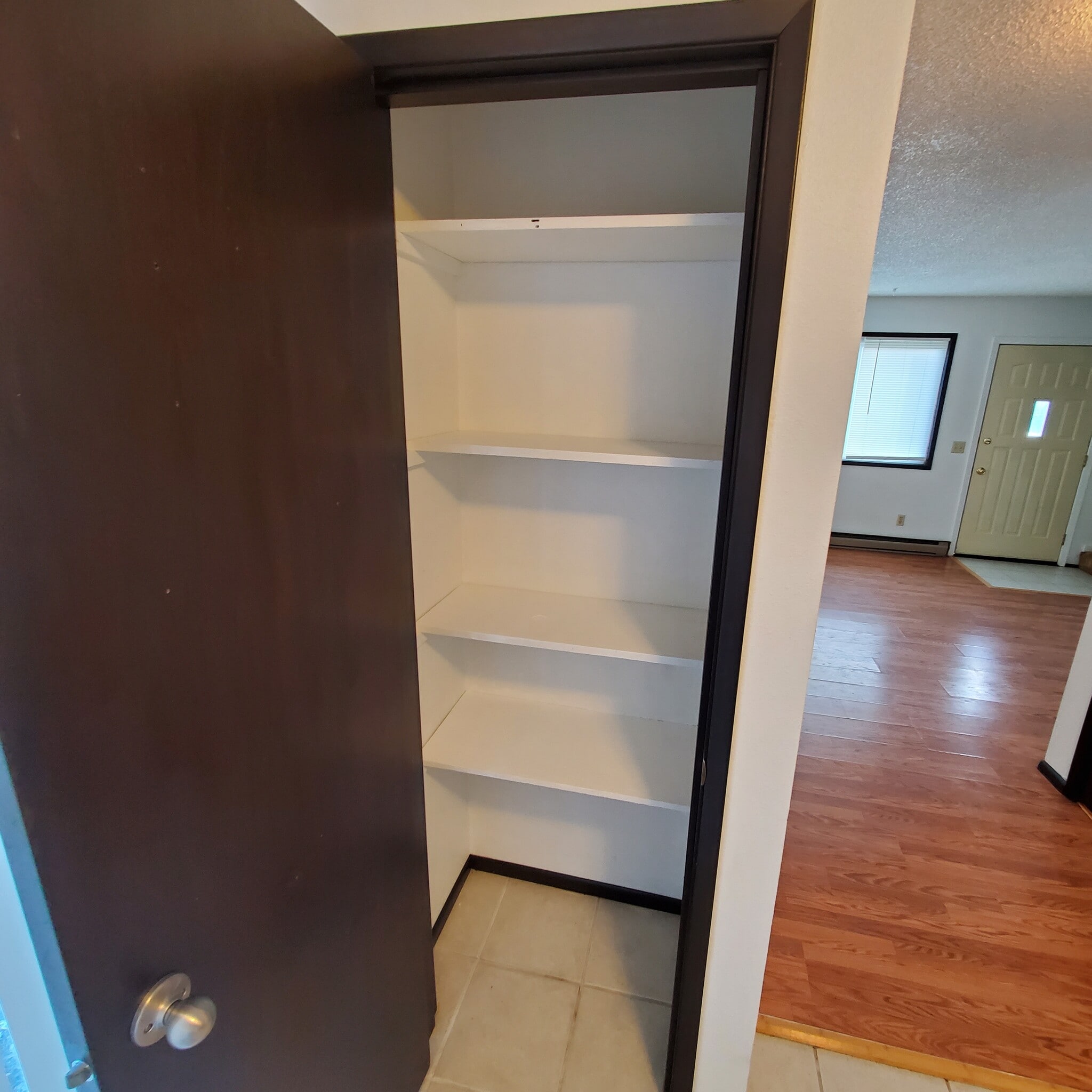 Building Photo - 1224 E 3rd St