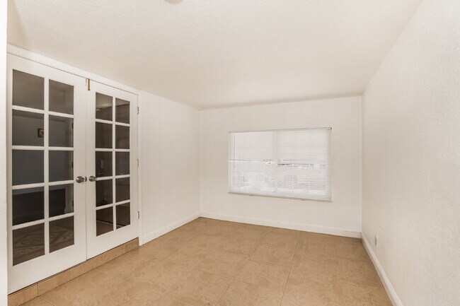 Building Photo - 2810 Devon Way