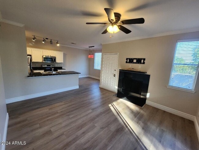 Building Photo - 7009 E Acoma Dr