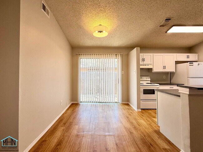 Building Photo - 5230 Gawain Dr