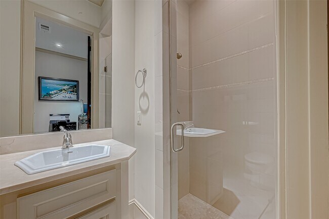 Building Photo - 311 Calle Sevilla Pl
