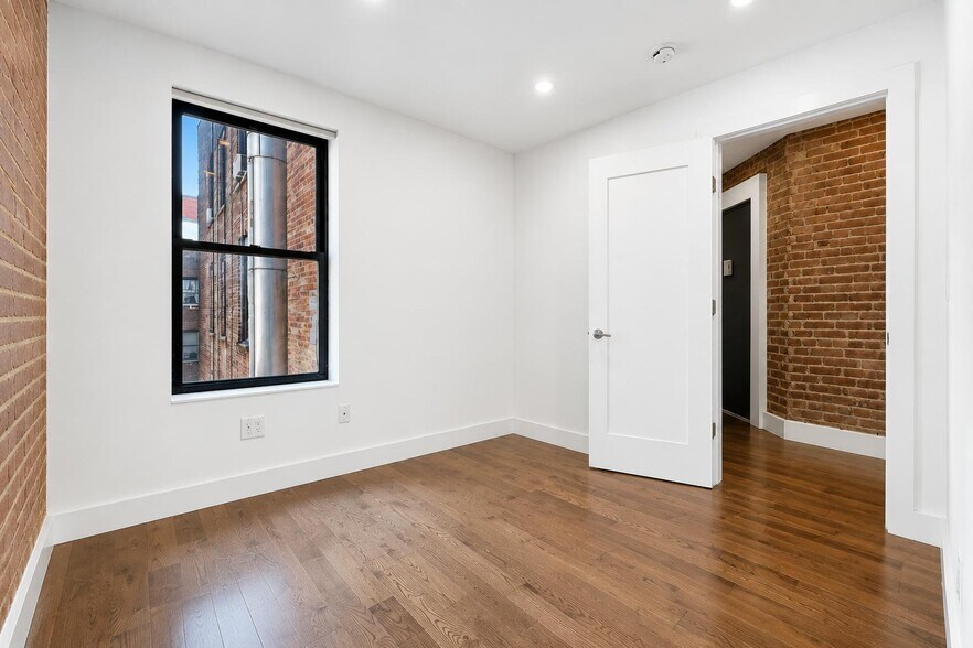 Building Photo - 4 St Nicholas Terrace
