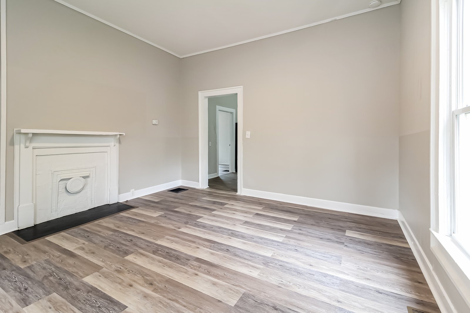 Building Photo - 6 Arkmain St