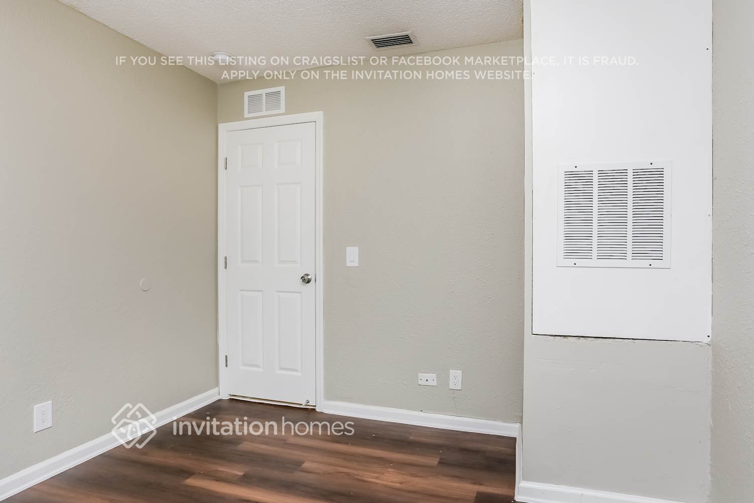 Building Photo - 6713 Riparian Rd