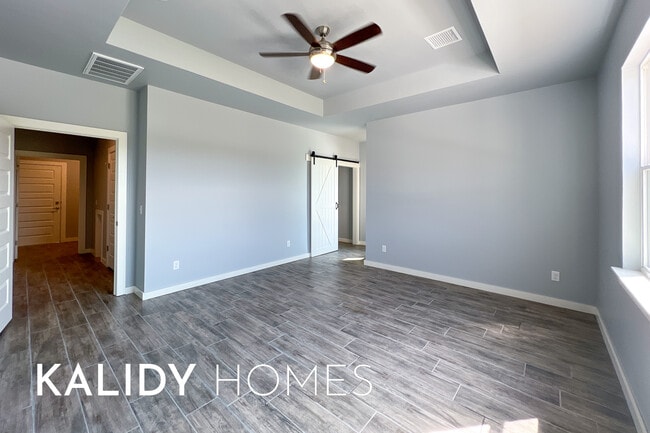 Building Photo - 214 Olde Ml Ct