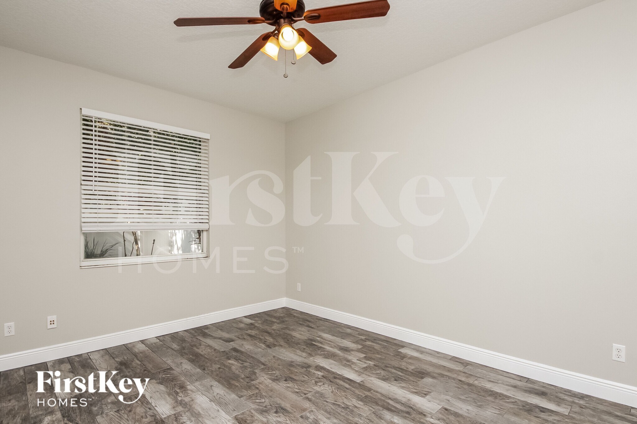 Building Photo - 9953 Shadow Creek Dr