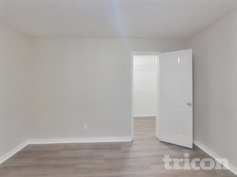 Building Photo - 222 Georgetown Rd