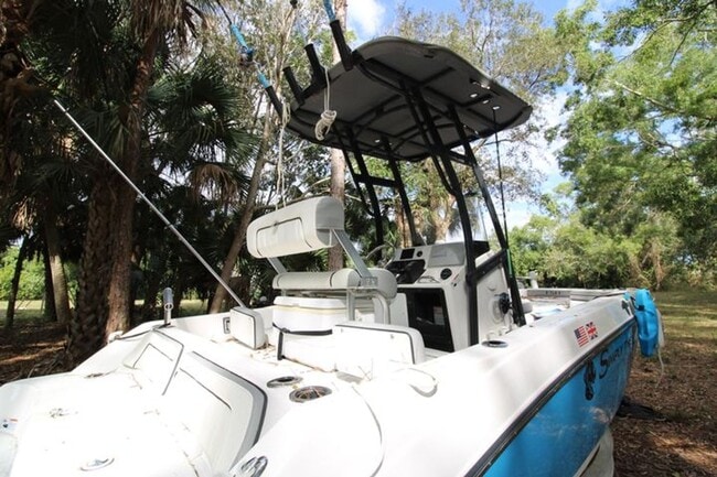 Building Photo - 930 Rambling Dr Cir