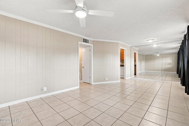 Building Photo - 1301 Beck Ave