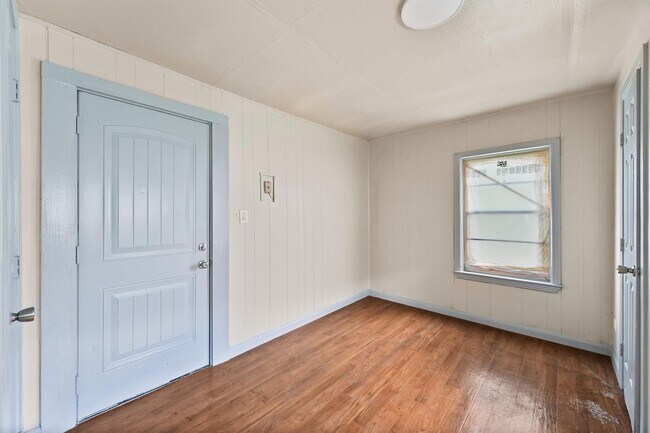 Building Photo - 4313 Engleford St