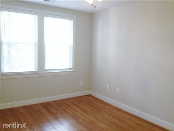 Building Photo - 401 Commonwealth Ave