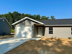 Building Photo - 161 Perseverance Dr
