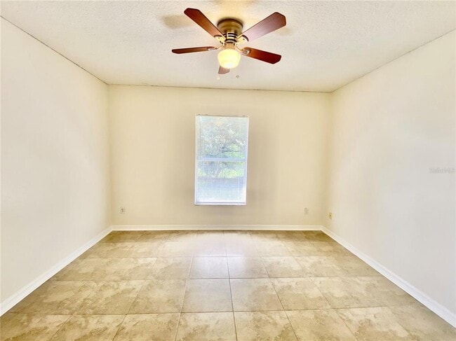 Building Photo - 8634 Garden Way Rd