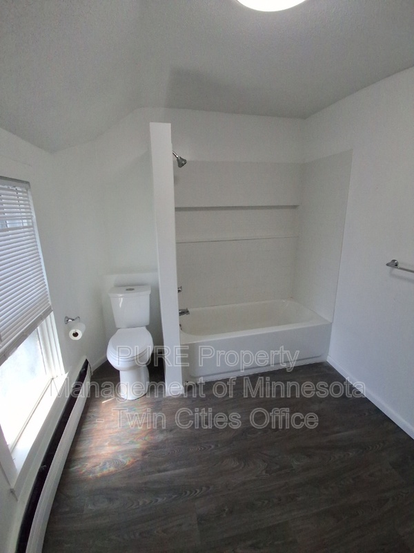 Building Photo - 1212 Sibley St