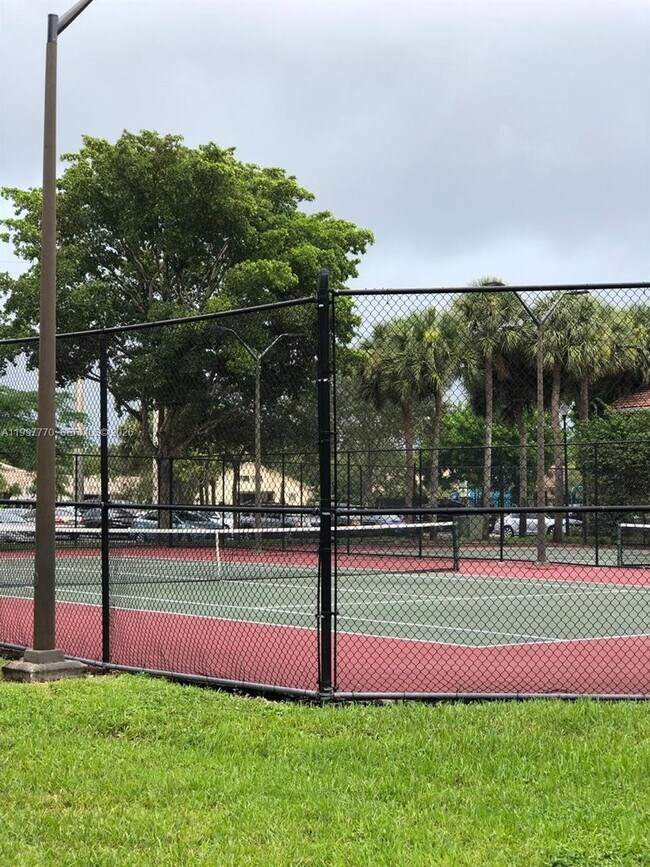 Building Photo - 8801 Wiles Rd