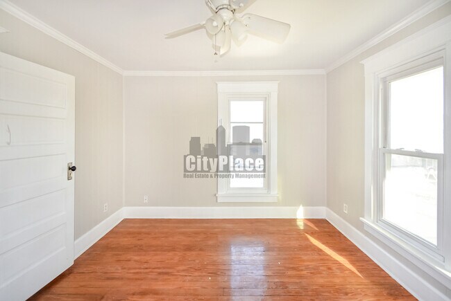 Building Photo - 2012 Olive St