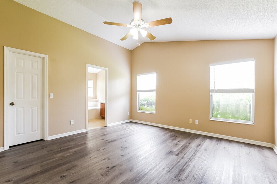 Building Photo - 13803 Riverpath Grove Dr