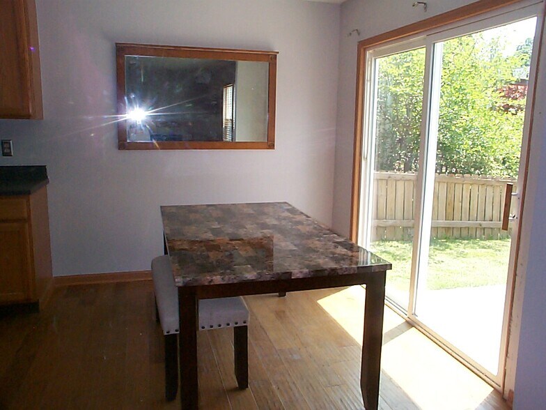 Building Photo - 5775 Coldcreek Dr