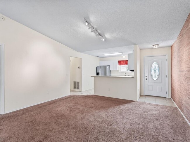 Building Photo - 722 Camino Del Rey Dr