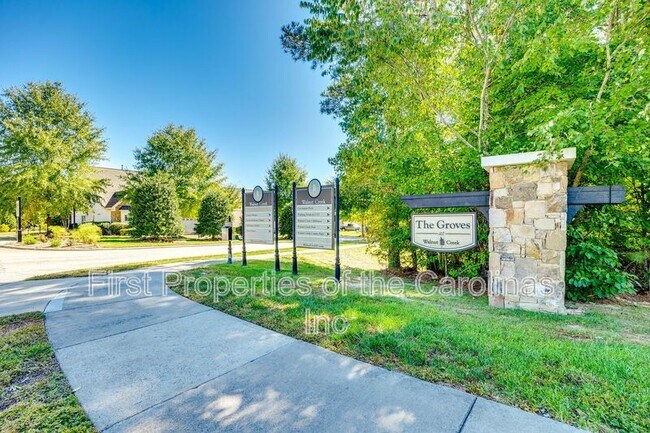 Building Photo - 7545 Hartsfield Dr