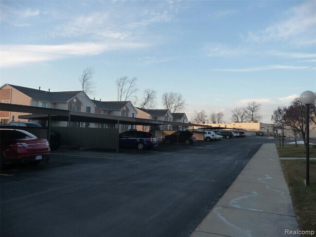 Building Photo - 30631 Hidden Pines Ln