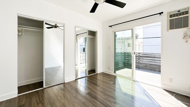Building Photo - 319 Heliotrope Dr