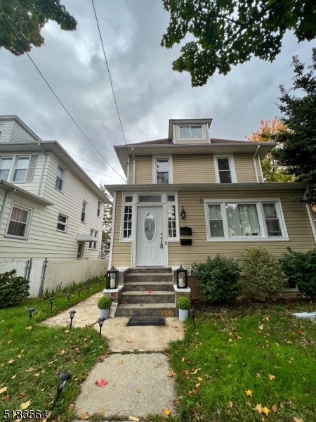 Primary Photo - 89 Van Riper Ave
