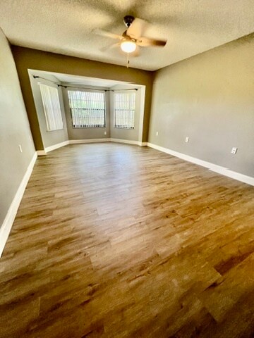 Building Photo - 8635 Shadblow Ct