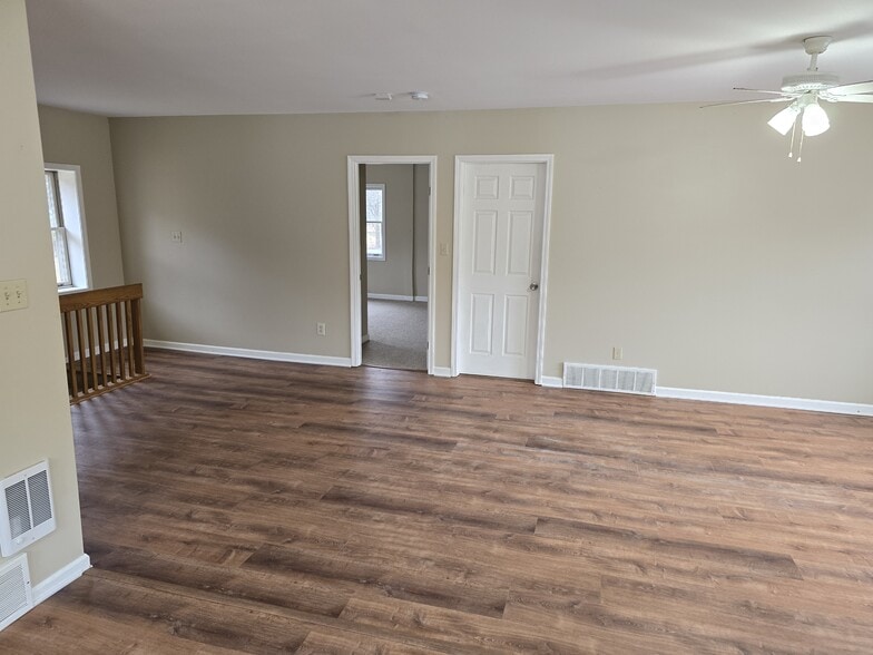 Building Photo - 52 Shelterwood Rd