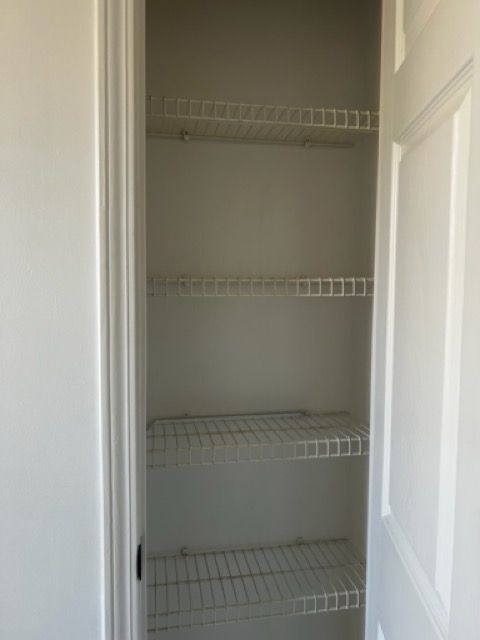 Building Photo - 1050 Dogwood Park Dr