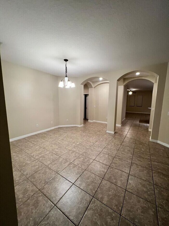 Building Photo - $200 off 1st mo rent! NEWBURY PARK -9157 Leeland Archer Blvd. Orlando, FL 32836