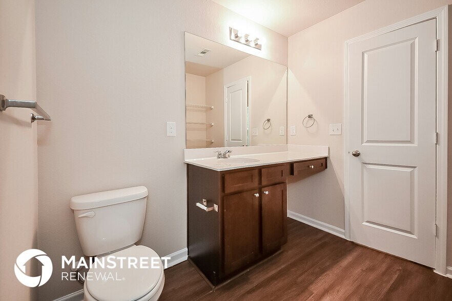 Building Photo - 222 Augusta Woods Dr