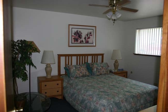 Bedroom - Grayslake Apartments