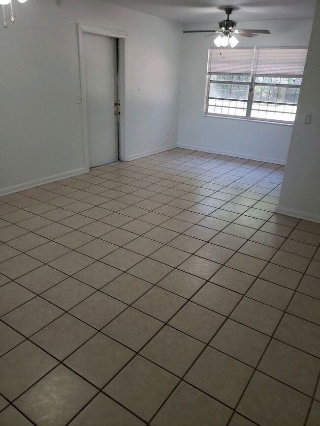 Building Photo - Duval SFH