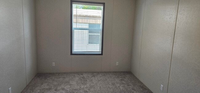 Building Photo - 100 Orchid Dr