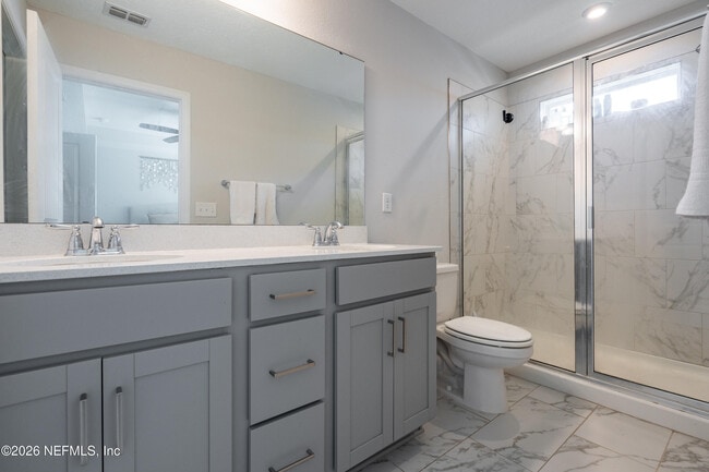 Building Photo - 12050 Calvesta St