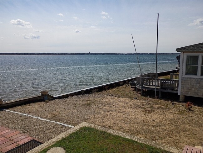 Building Photo - 39 Harbor St