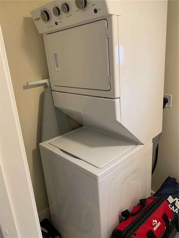 Building Photo - 34 Callender Ave