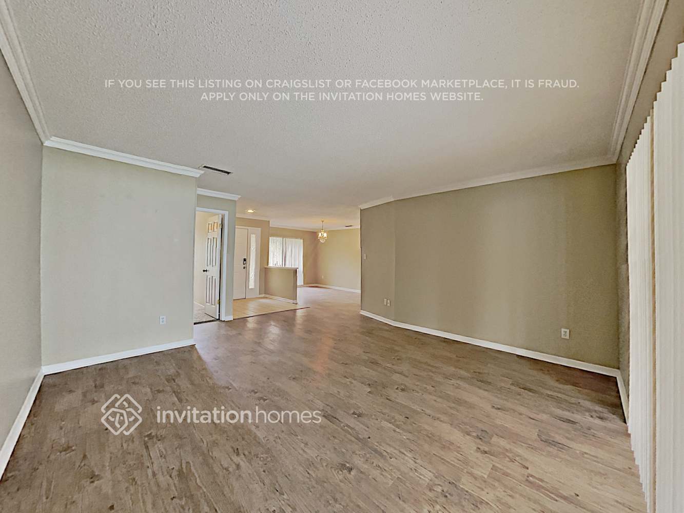 Building Photo - 3922 Dunaire Dr