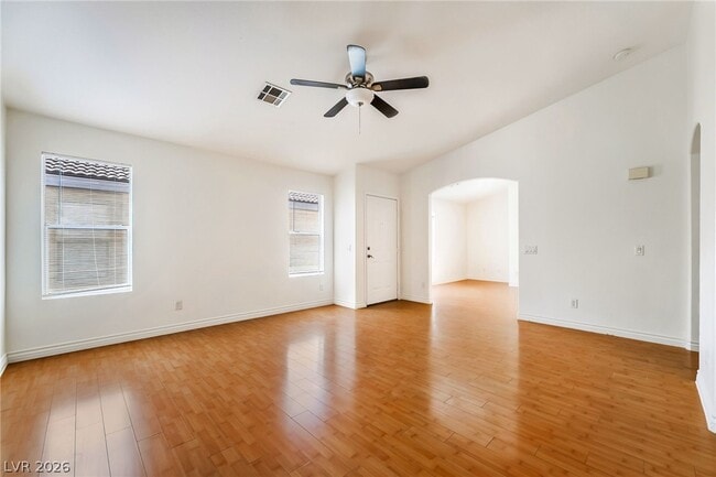 Building Photo - 11000 Vallerosa St