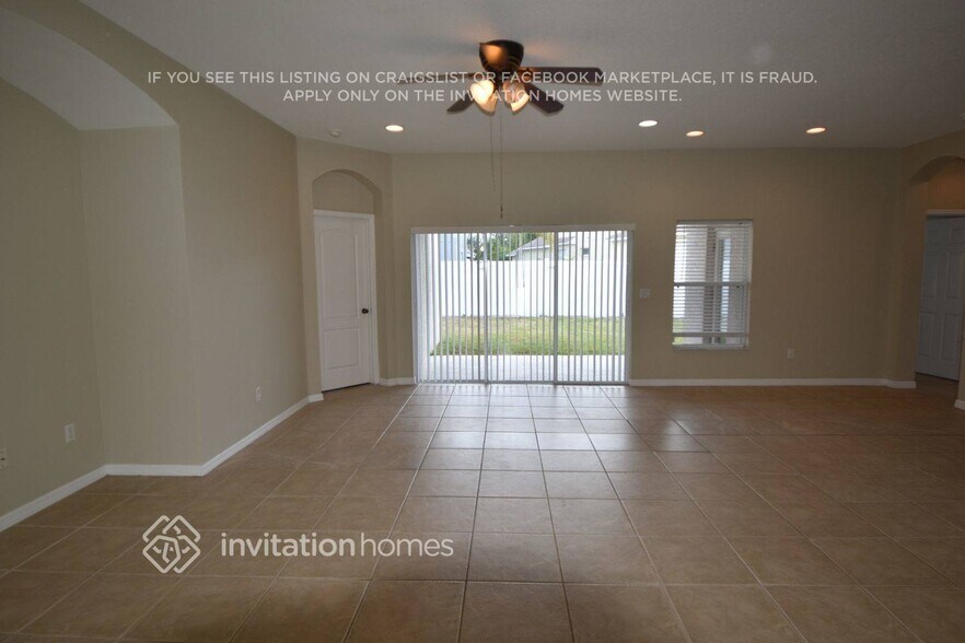 Building Photo - 1815 Mira Lago Cir